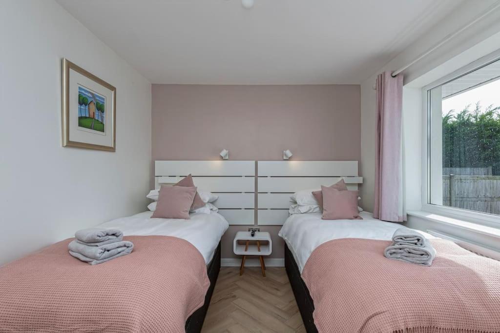 Family-Friendly Retreat Between Beach & Mountains Tremadog Exterior foto